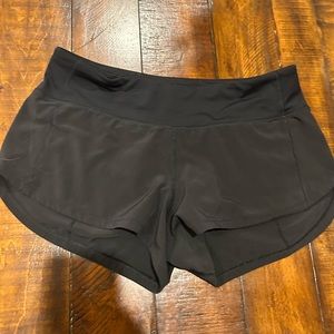 Black Speed Up Low Rise Lined Short 2.5 Size 4
